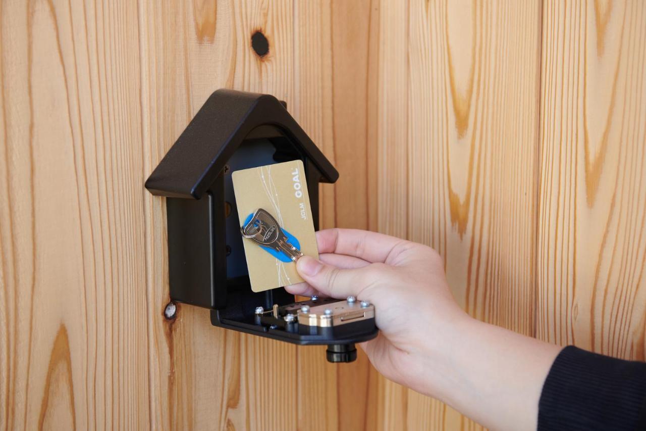 Rush - Seaside - Self Check-in Only Holiday home *